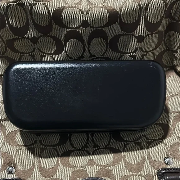 Coach Glossy Black Eyewear Case - Picture 4 of 6
